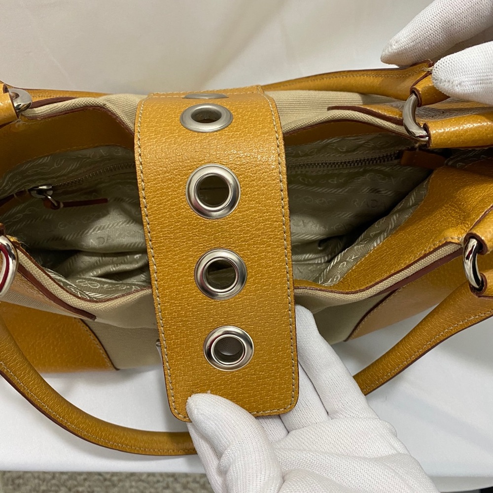 Handbag - Picture 7 of 10